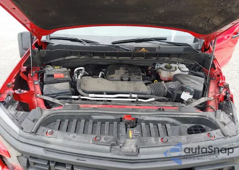 2024 Chevrolet Silverado 1500 4Wd Short Bed Custom z USA, uszkodzony, nr VIN 3GCPDBEK1RG356751